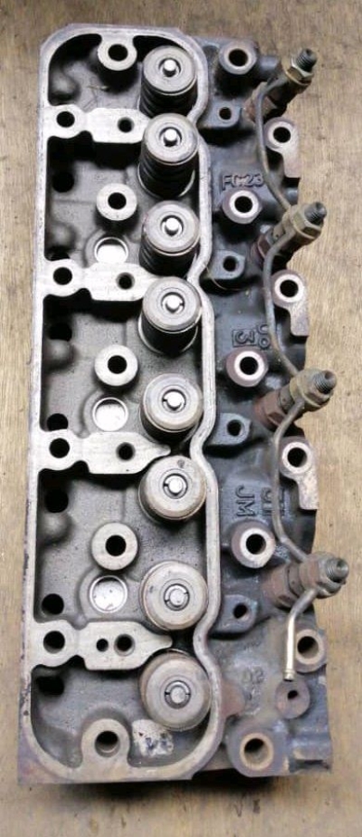 ISUZU NHR69 4JG2 CYLINDER HEAD 