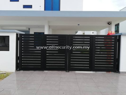 TRACKLESS FOLDING GATE