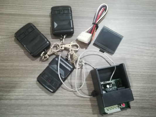 AUTOGATE RECEIVER F330 WITH 3 PCS OF 2CH REMOTE CONTROL     