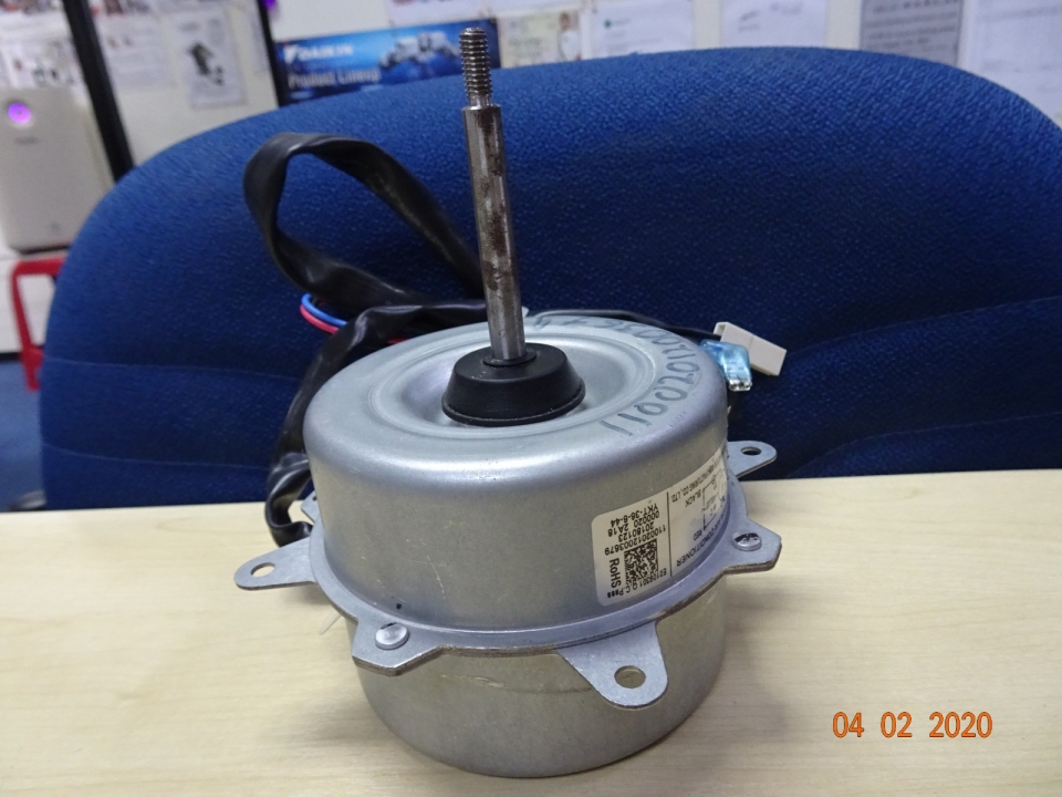 CARRIER YDK-36-6 36W CONDENSING FAN MOTOR P/N: 11002012003679 - (38KCV212704)
