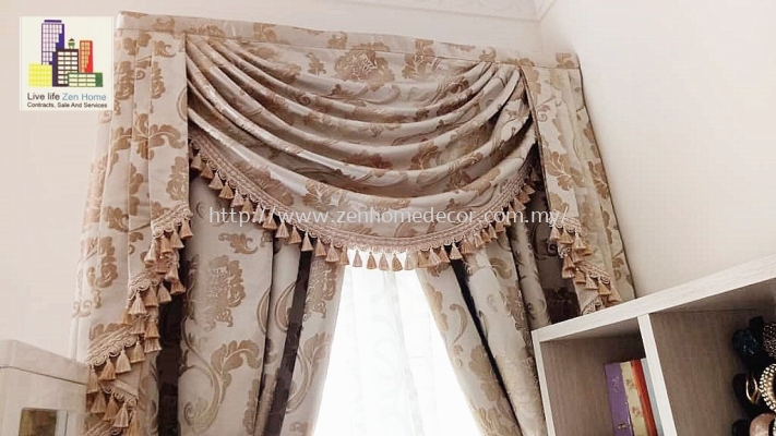 Scallop Curtain