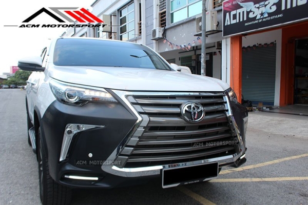 Toyota Fortuner Lexus V2 style bodykit