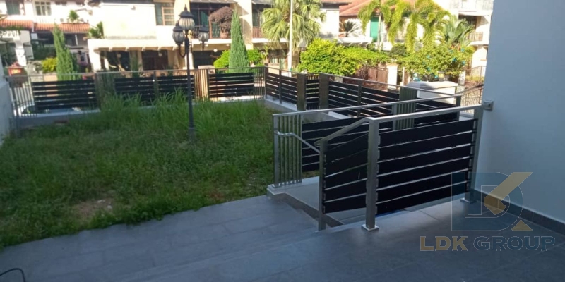 LDK BALCONY RAILING