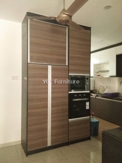 Tall Cabinet KL