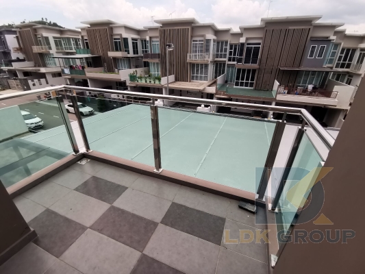 LDK BALCONY RAILING WITH GLASS