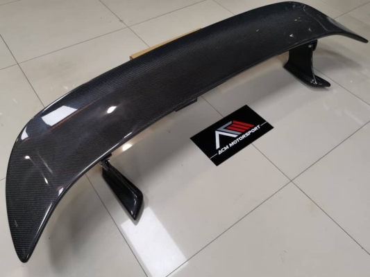 Nissan Skyline R35 Esprit Carbon Spoiler