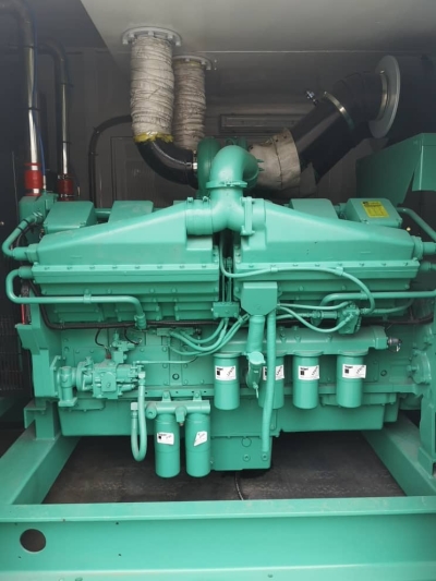 New arrival 2 units generator powered by Cummins engine Model KTA38G5 / 1000KVA as rental proposed