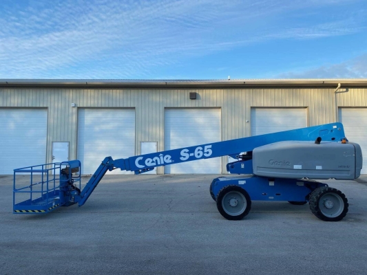 GENIE S-65 (YOM 2012)