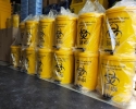 Tong Kuning Sisa Klinikal 20L Dengan Pemijak Bio Hazard Bin Clinical Waste Tong Sampah 