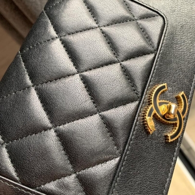 Chanel Bi-Fold Wallet Black Lambskin GHW