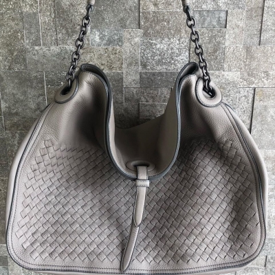 (SOLD) Bottega Veneta Intrecciato Cervo Flap Top Hobo Shoulder Bag