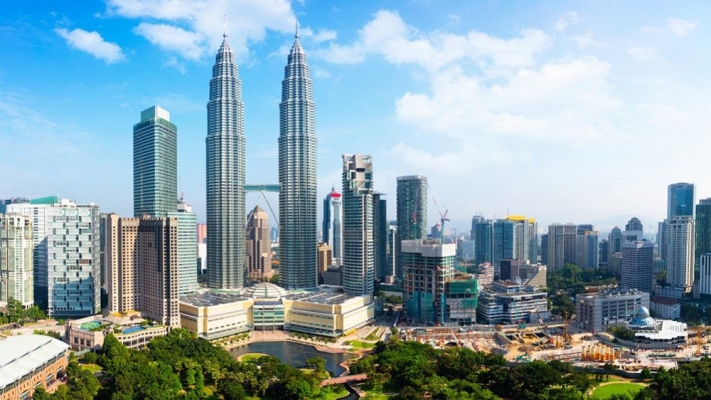 CITY FULL DAY TOUR PUTRAJAYA + KUALA LUMPUR + BATU CAVES