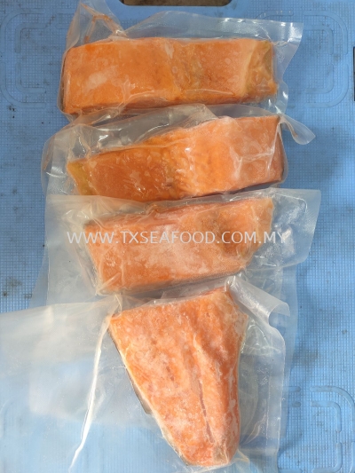 SALMON FILLET CUTPREMIUM