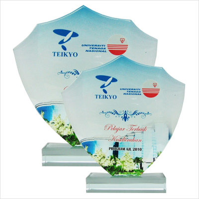 8136 Exclusive Crystal Glass Awards 