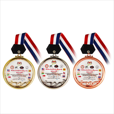 8138 Crystal Hanging Medal