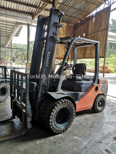 3.0 ton Toyota Forklift 