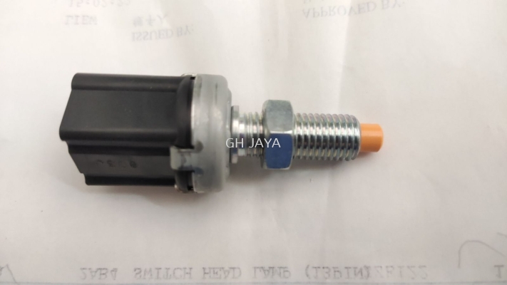 TOYOTA HARRIER ACU30 BRAKE SWITCH 2PIN