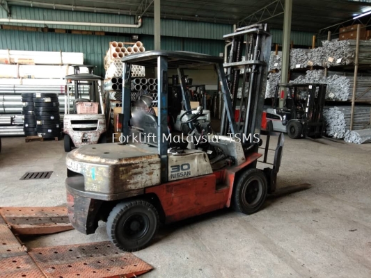 3.0 ton Nissan Forklift