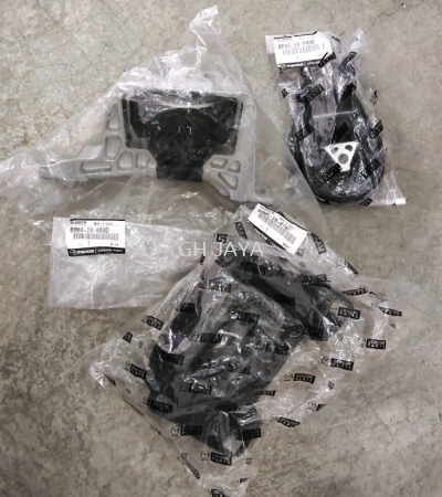 MAZDA 3 / 5 / 2.0 ENG MTG ORI ( 1SETS 3PCS ) 