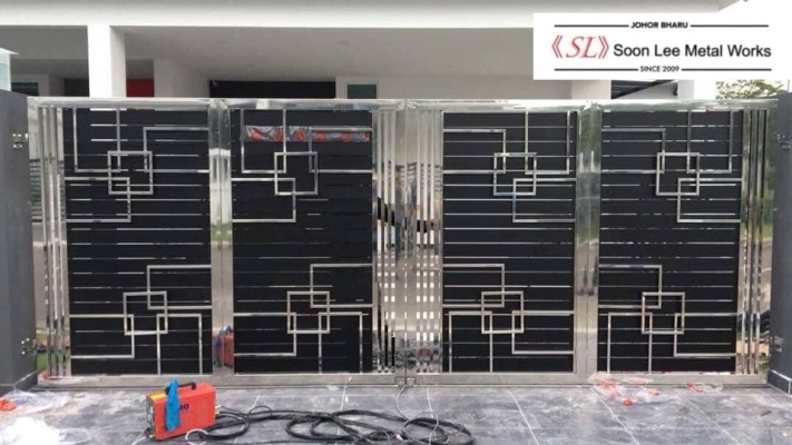 Stainless Steel Main Gate