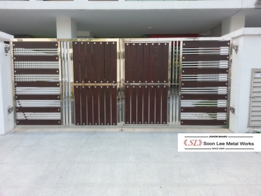 Stainless Steel Main Gate