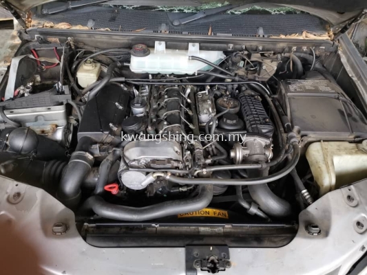 Benz M-Class Benz W163 ML270 Engine