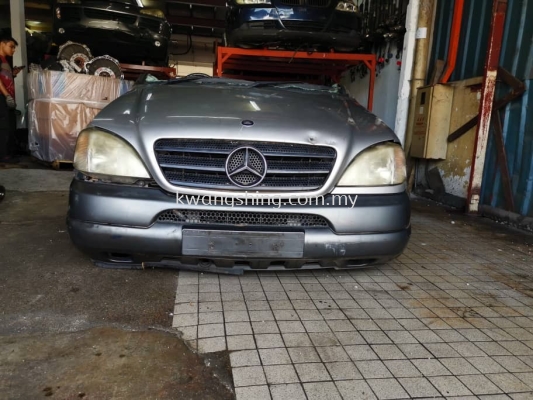 Benz M-Class Benz W163 ML270