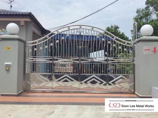 Stainless Steel Main Gate