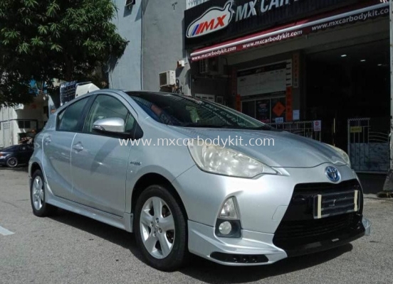 TOYOTA PRIUS C TRD SPORTIVO BODYKIT + SPOILER