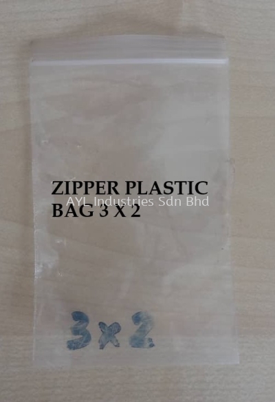 ZIPPER PLASTIC BAG 3X2