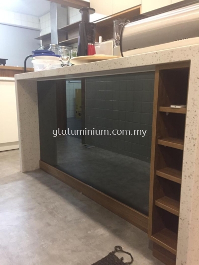 Wall kitchen mirror ( grey and clear) 