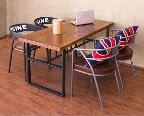 Tranquil 5 cm Thick Rubber Solid Wood Dining Table