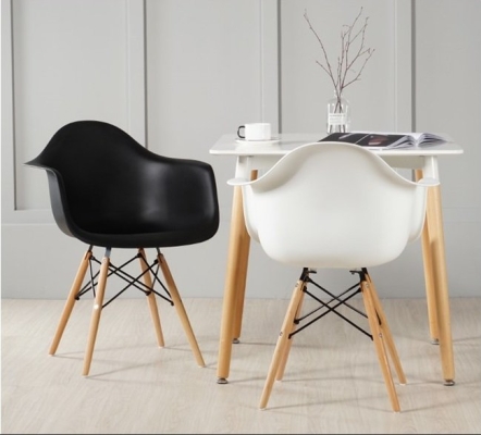 Set of 2 Creative Eames Curvy Design Chairs with Armchair