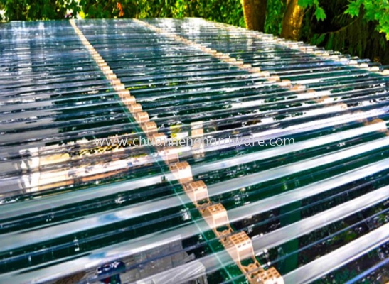 transparent roof tiles system 