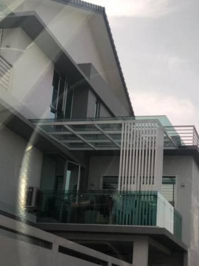 Awning - Seri Kembangan / Kuala Lumpur