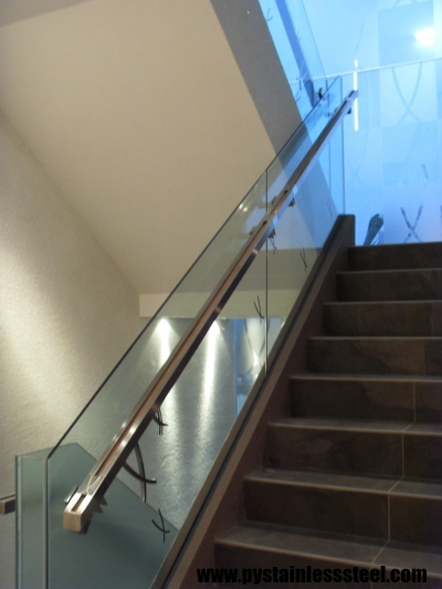 Staircase handrill With Glass - Selangor Kajang 