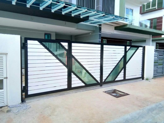 Aluminium Gate Seri Kembangan