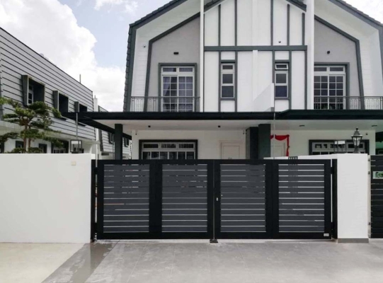 Aluminium Trackless Folding Gate - Johor Bahru