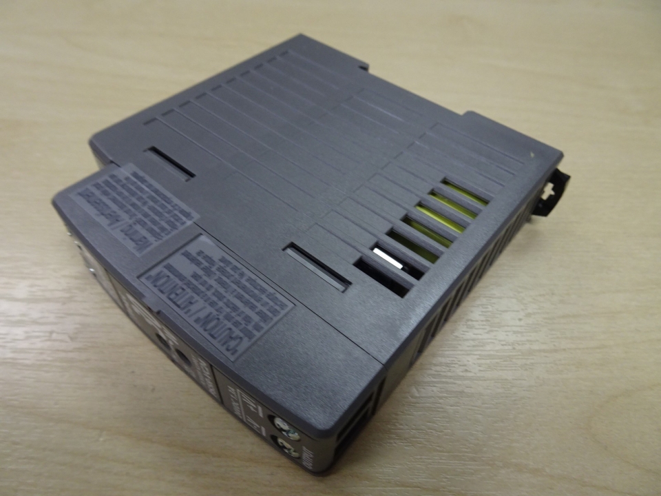 IDEC POWER SUPPLY CONVERTER