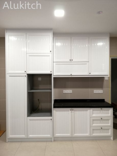 Glossy Pure White with Quartz Stone Table Top