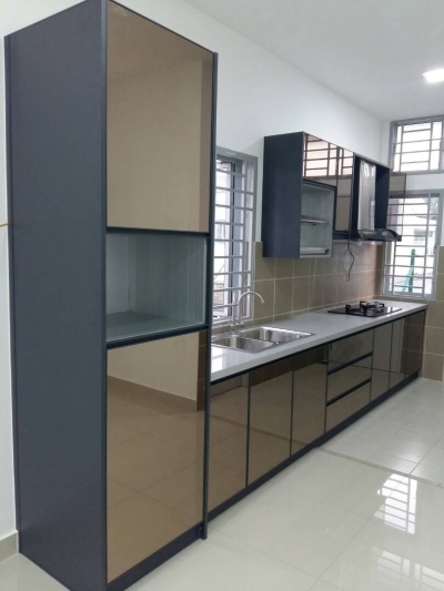 Pintu Kabinet Dapur Cermin Refleksi