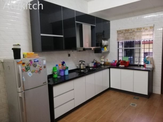 Pintu Kabinet Dapur Berbingkai