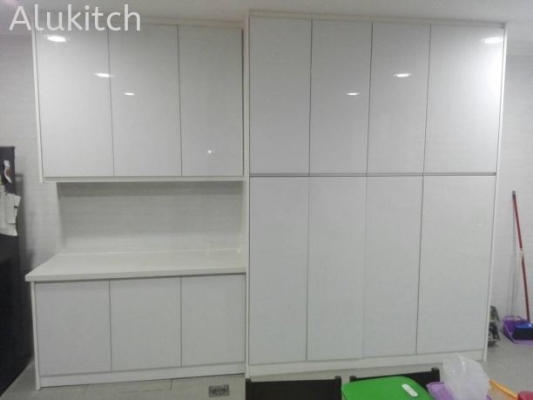 Pintu Kabinet Dapur Berbingkai