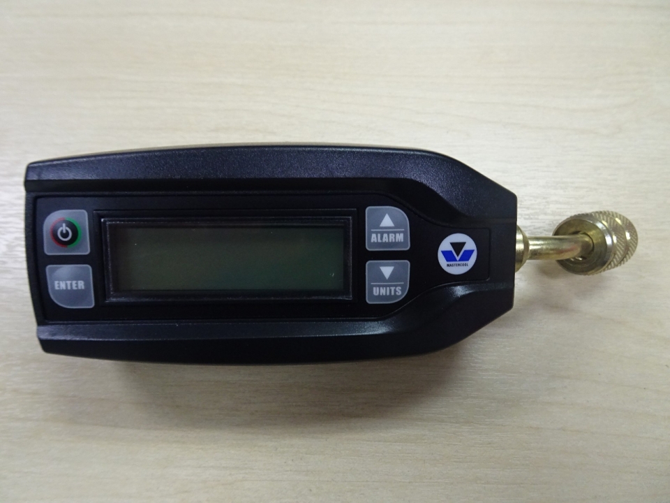 MASTERCOOL 98063-BT DIGITAL VACUUM GAUGE WITH BLUETOOTH APP (MEASUREMENT RANGE : 1~20,000 MICRONS)