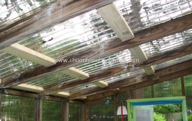 transparent roof tiles system 