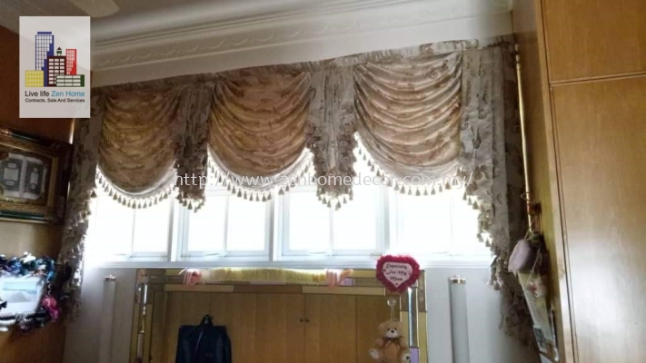 Scallop Curtain