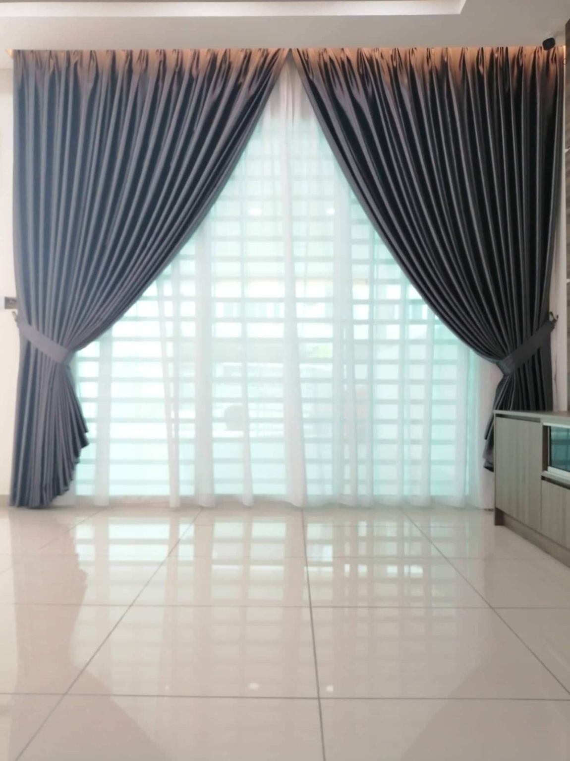 Monochrome(Single Color) Noble Style Luxury Curtain Refer Monochrome &  Luxury Curtains  Curtain & Blinds Malaysia Reference Renovation Design 