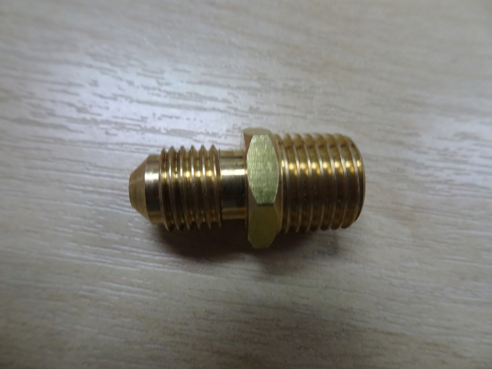 14"SAE (MALE FLARE) X 7/16-20. UNF (MALE FLARE) (FOR JOHNSONS CONTROL PRE. SWITCH)