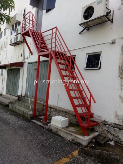 Emergency Staircase @Jalan Selera 1, Kuala Lumpur