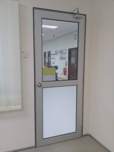 Pintu Aluminium 90